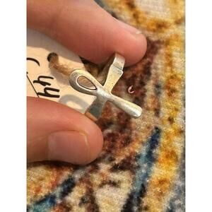 C44 size 8 ring 924 sterling silver